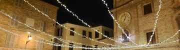 luminarie in piazza Peretti